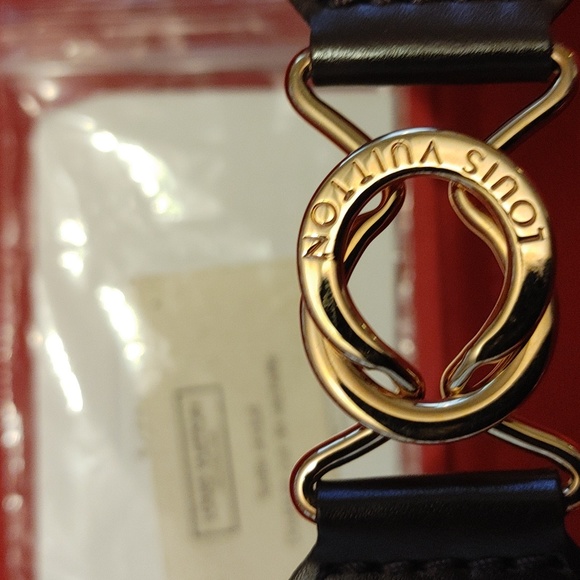 Lv carry on luggage - Picture 8 of 14